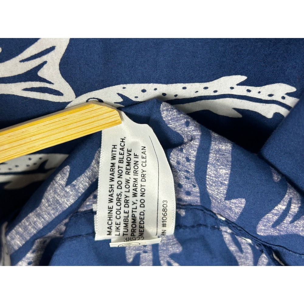 Duluth Trading Co BBQ Shirt Mens XL Tall Relaxed Fit Blue Fish Print NWT - Picture 8 of 9